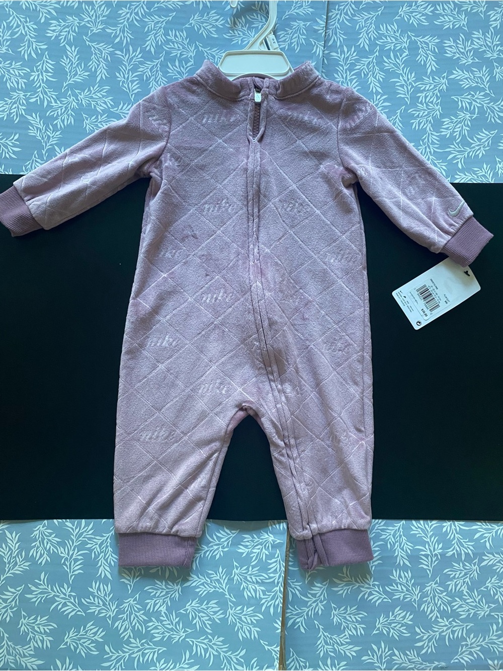 Nike Kids Mauve Quilted Zipper Footie Romper